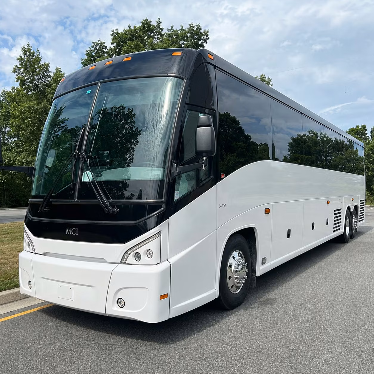 compare long distance bus options for florida state university and famu group travel