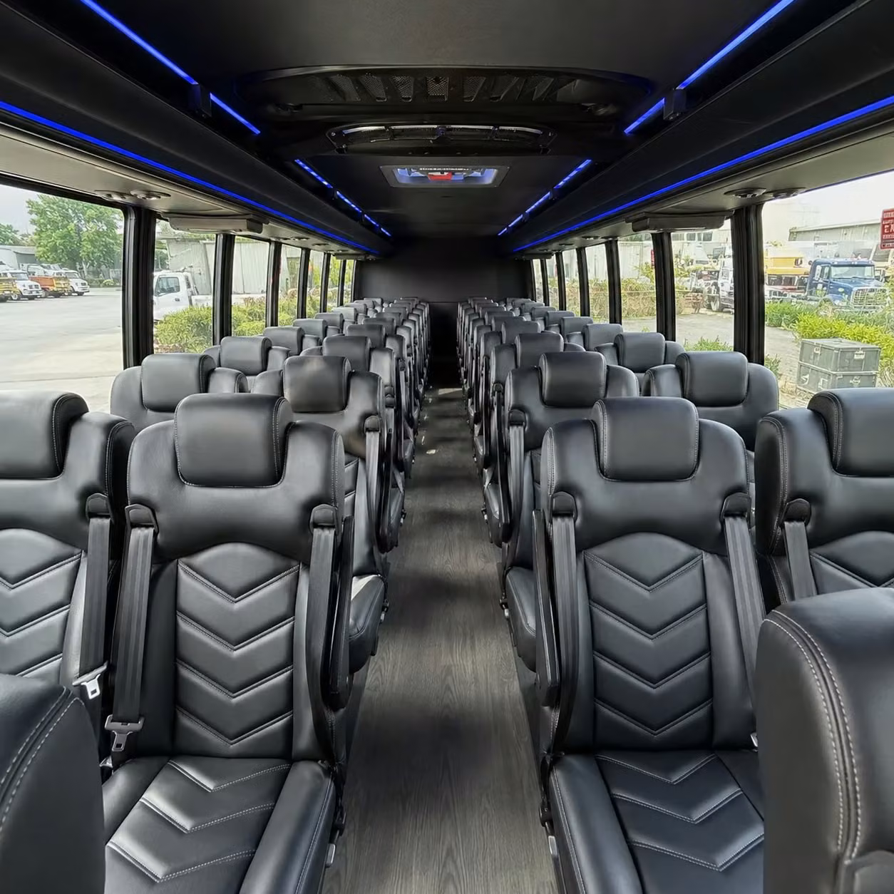 tallahassee 25 passenger minibus rental