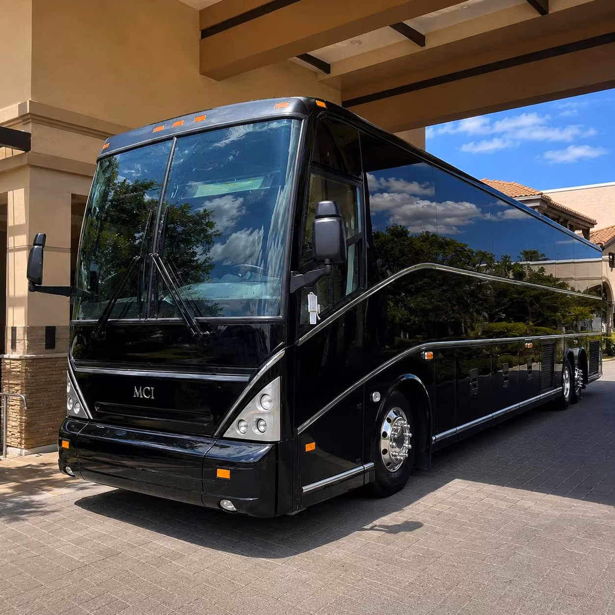 tallahassee charter bus rental fleet